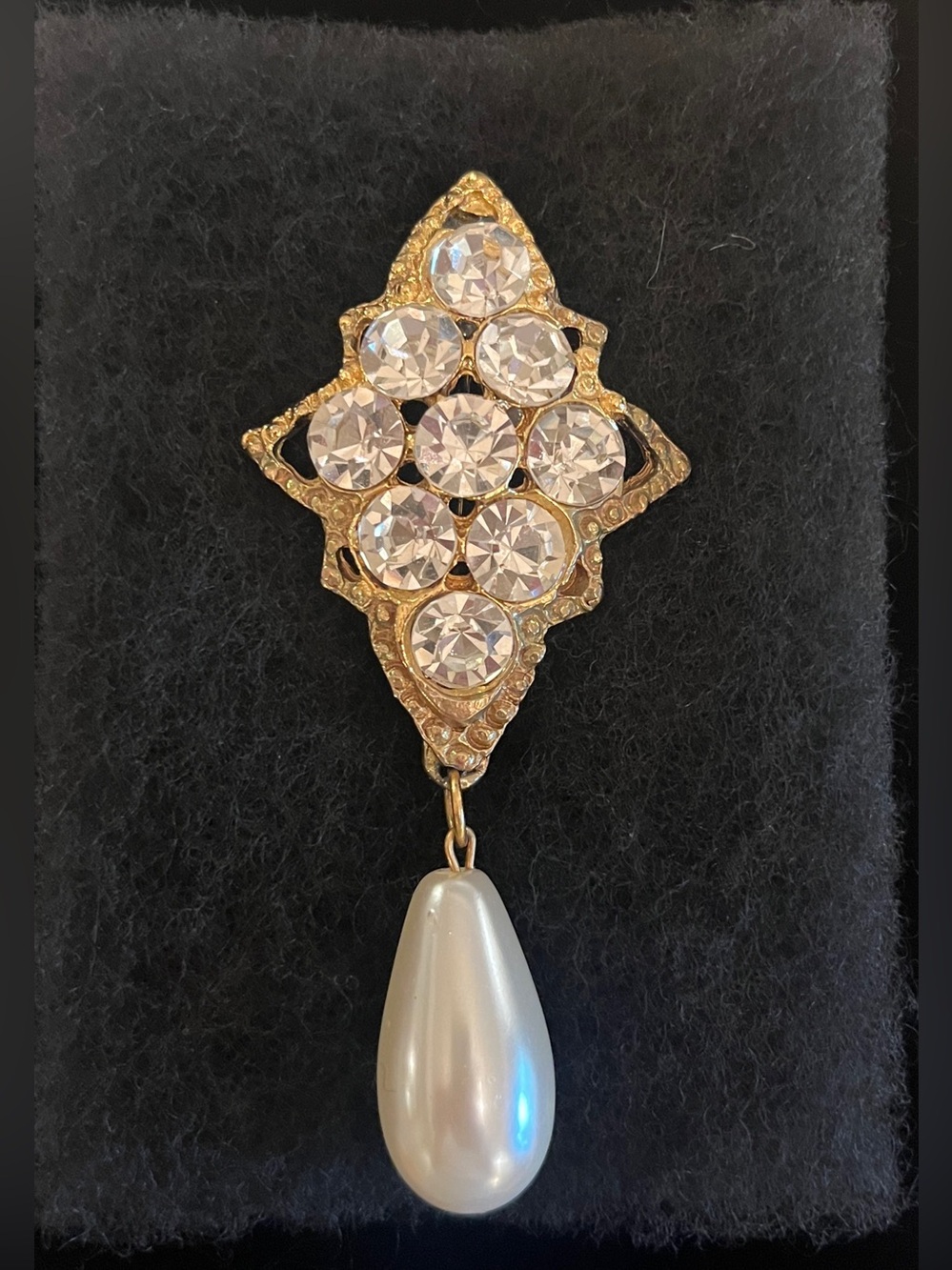 Vintage Gold-Tone Rhinestone and Pearl Drop Brooch- Large